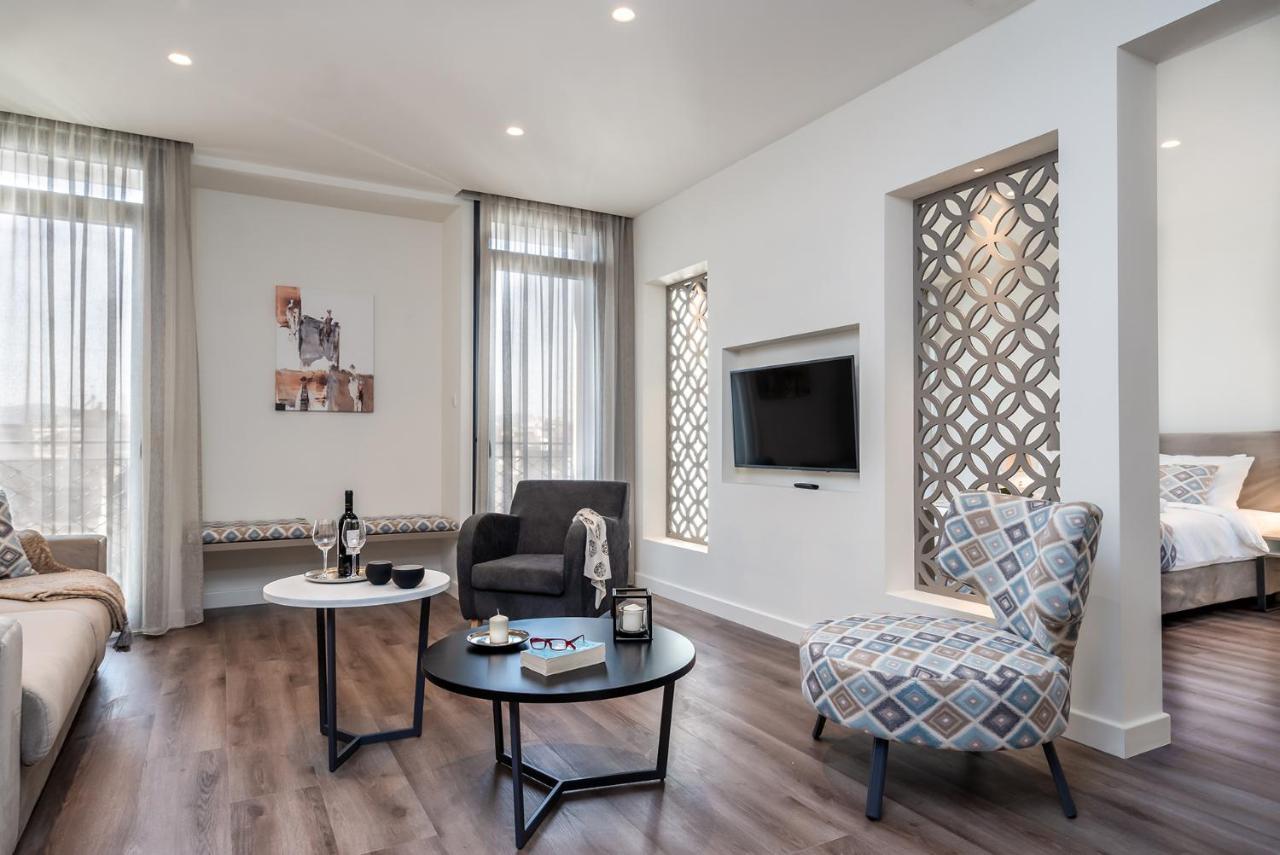 Urban Nest - Suites & Apartments アテネ エクステリア 写真